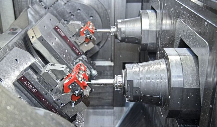 Doppelspindel einer GROB G520F
