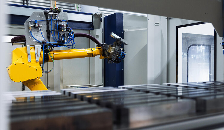 Automation in der GROB-Anlage