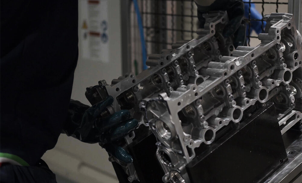 Auf GROB-Maschinen können verschiedene Powertrain-Komponenten gefertigt werden.